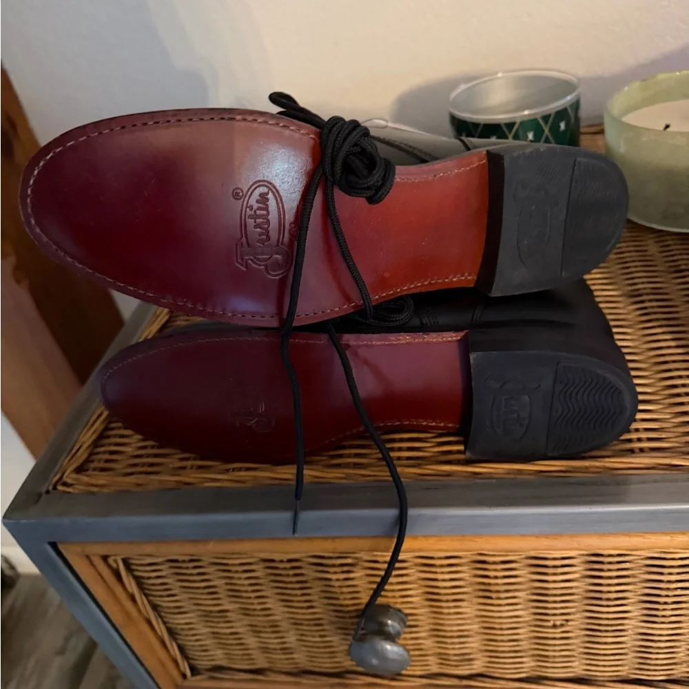 Black Lace-Up Roper boots Justin - Picture 6 of 7